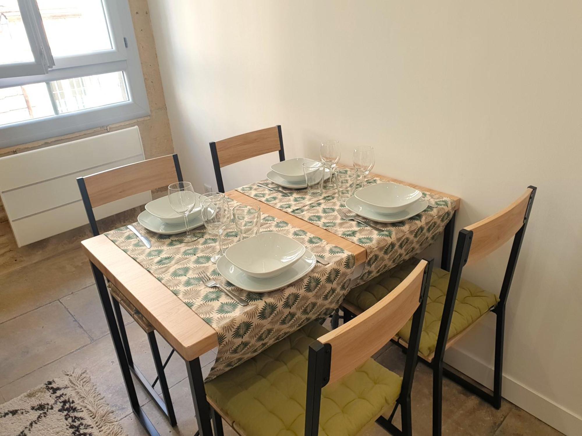 Appartement Cosy Dans Le Centre Historique 蒙彼利埃 外观 照片